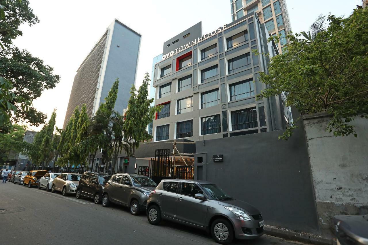 Golden Parkk Hotel Calcuta Exterior foto